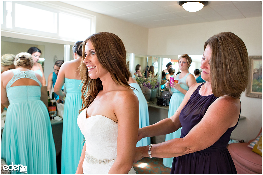 The Thursday Club Wedding - bride getting ready