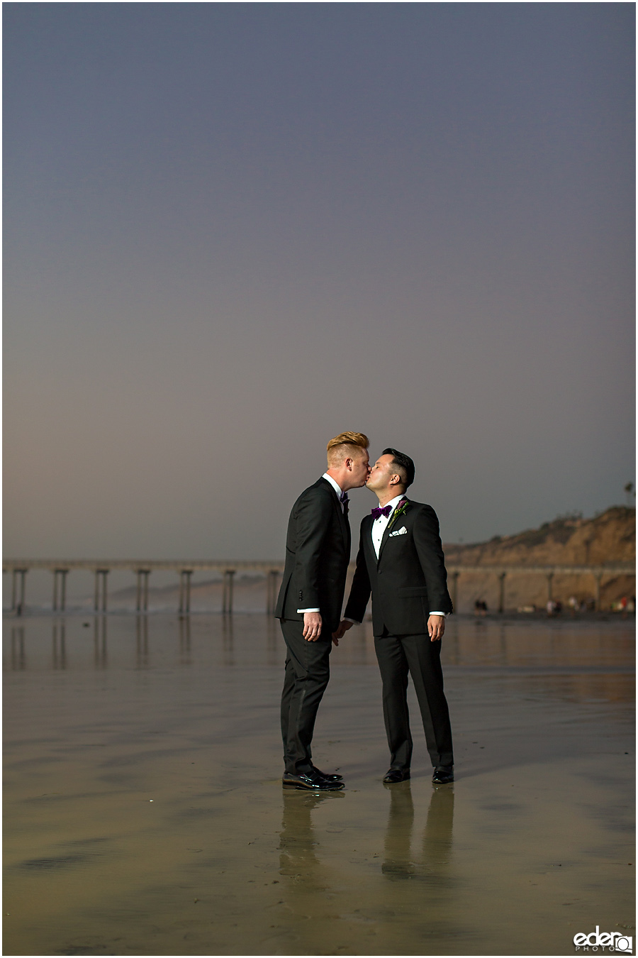 Scripps Seaside Forum sunset wedding photos.