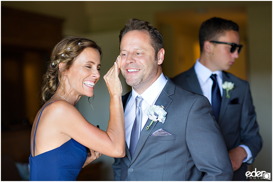 Rancho Bernardo Wedding Prep Photos - groom getting ready