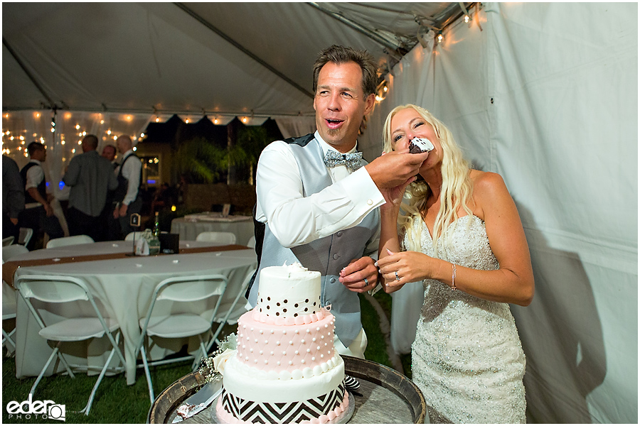 Private Estate Wedding Reception: cake cutting