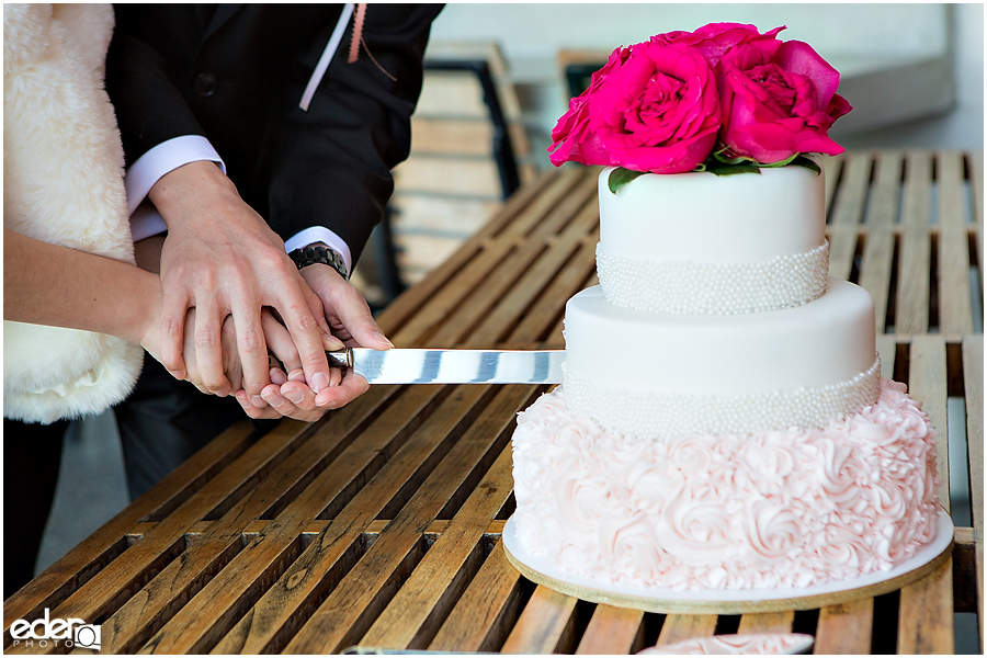Duke's La Jolla Wedding Reception cake cutting