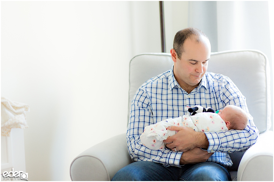 Newborn Lifestyle Portrait Session - dad and baby