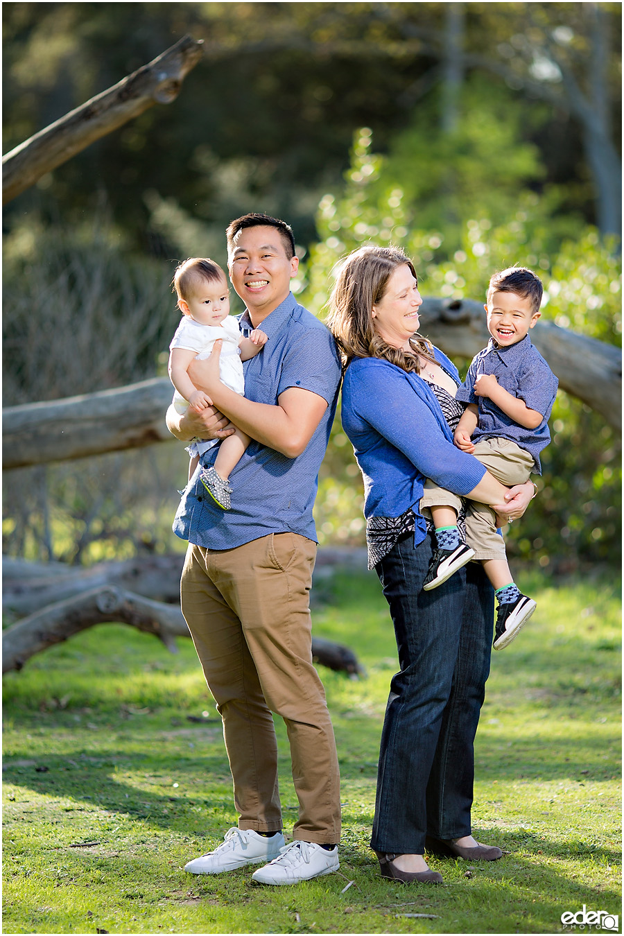 Spring Mini Portrait Session - family photo.